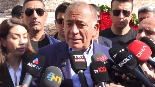 Gürsel Tekin: Ben olmasam ortalık daha çok karışırdı!