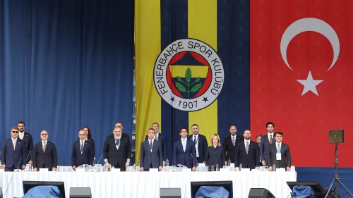 Fenerbahçe'de kongre olaylı başladı