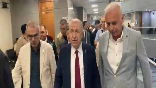 Ümit Özdağ'ın Cumhurbaşkanına hakaret davası ertelendi