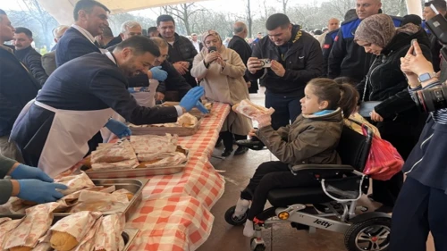 Kağıthane'de Geleneksel Balık Ekmek Festivali gerçekleştirildi