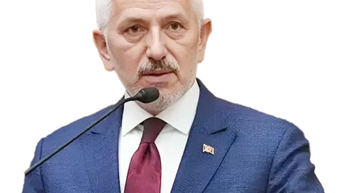 AK Part'li meclis üyesi Ekrem Baki CHP’ye katıldı