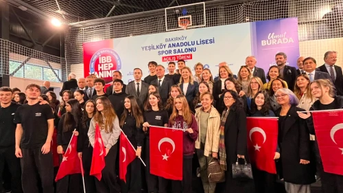 İBB, Yeşilköy Anadolu Lisesi'ne 100 Milyonluk Spor Salonu: Gençlere Cumhuriyet'e sahip çıkma çağrısı