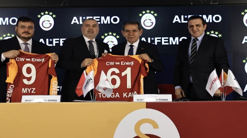 Galatasaray Kulübü Başkanı Özbek: Vazgeçmediğimiz için başarıyoruz