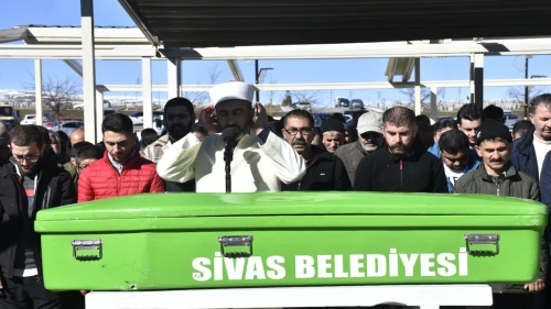 Teravih namazı giderken otomobilin çarptığı kayınvalide ile gelin öldü