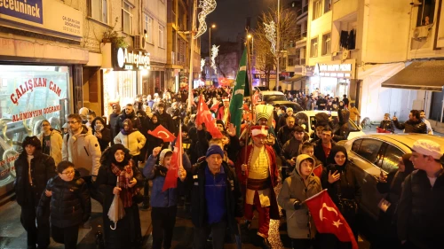 Ramazan'ı fener alayıyla karşıladılar