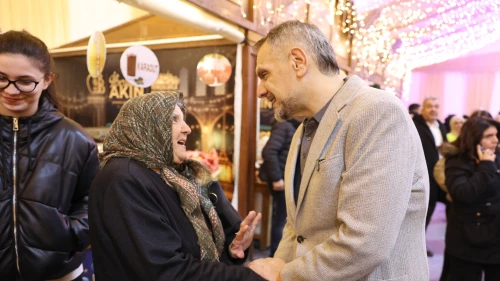 Bayrampaşa’da "Kardeşlik Ramazanı" programında şiir ziyafeti çekildi