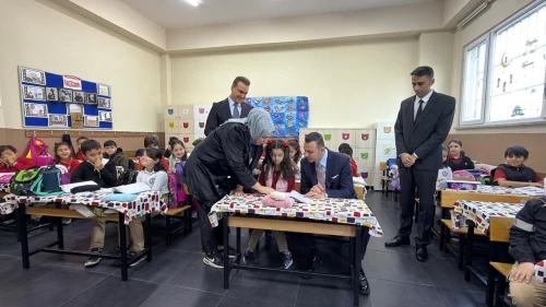 Seyithan İzsiz: Çocuklara el kaldırmayalım el uzatalım!