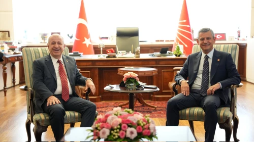 Ümit Özdağ'dan Özel'e "Atatürk'te birleşelim" çağrısı