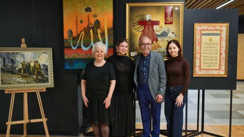 Fırçanın Sanat İle Dansı Beylikdüzü'nde sanatseverlerle buluştu