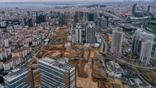 İstanbul'da  dönüşüm telaşı! Sokaklar adeta şantiyeye döndü