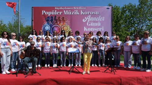 Büyükçekmece'de anneler sahnede