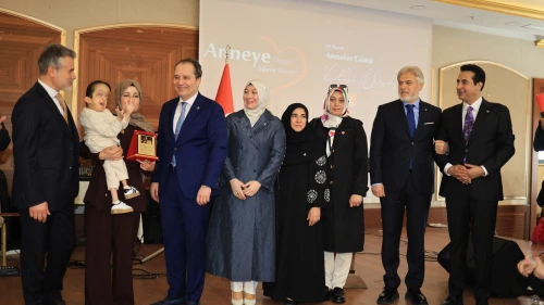 Halis Kahriman, Anneler Günü'nde anneleri unutmadı
