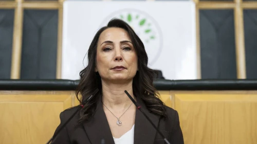 Kürtçe özgürce var olmalı
