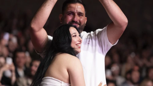 Gökhan Türkmen Antalya konserinde "7 Evlenme Teklifi" yapıldı!