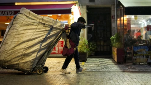 Türkiye yoksullaşıyor