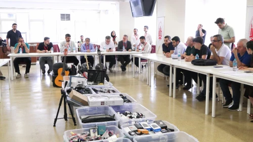 İETT'de unutulan binlerce eşya açık artırmayla 1 milyon 366 bin liraya satıldı