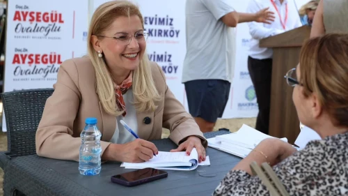 Ataköy'de halk masası kuruldu