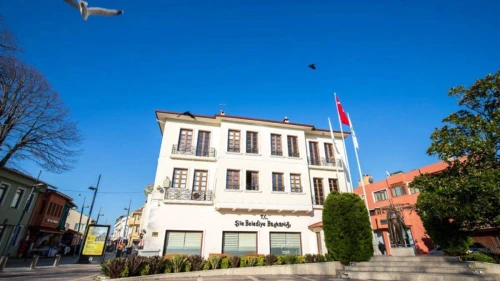 Şile Belediyesi'ne yönelik operasyonda gözaltına alınan 17 şüpheli adliyeye sevk edildi