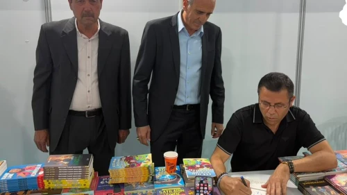 Gazeteci Mehmet Mert, Beylikdüzü'nde okurlarıyla buluştu