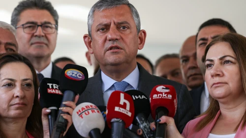 Yeni partiye yeşil ışık yaktı
