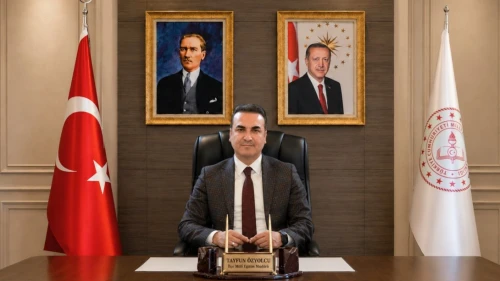 Esenyurt’ta LGS 2026'da 3 Öğrenci Tam Puanla Türkiye Birincisi Oldu