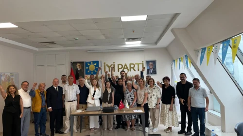 İYİ Parti, Sahadan Sandığa Eğitim Programı düzenledi