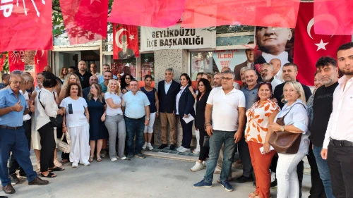 CHP Beylikdüzü’nde Devir Teslim Gerilimi: Eminoğlu’ndan Eski Yönetime Sert Tepki