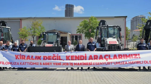 Esenyurt'a 5 yeni araç