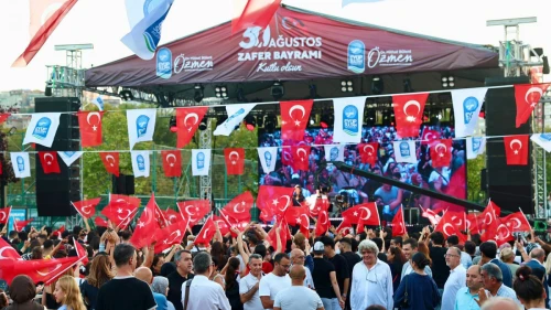 Eyüpsultan kırmızı beyaz