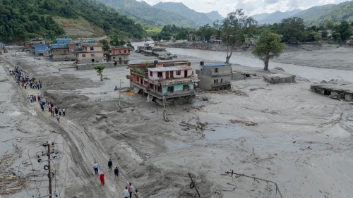 Nepal'deki selde can kaybı 1003'e yükseldi