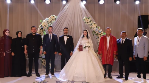 Onlar erdi muradına
