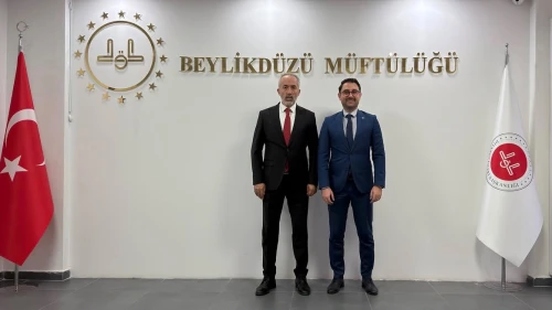 MHP Beylikdüzü İlçe Başkanlığından gençlerimize eğitim desteği