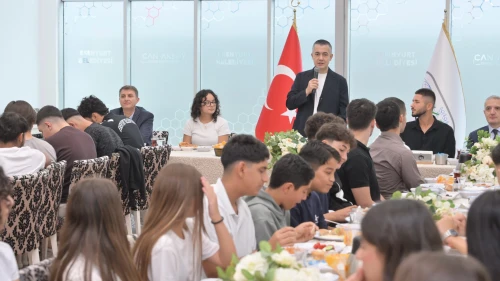 Esenyurt gençlere güveniyor