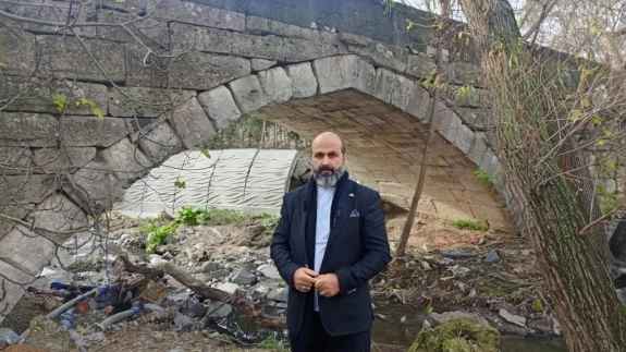 Kemal Aygün ve motosikletçilerden tarihi köprü için farkındalık sürüşü