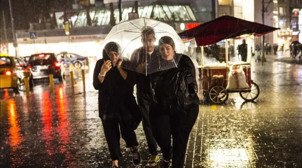 İstanbul'da hafta sonu yağışlı geçecek