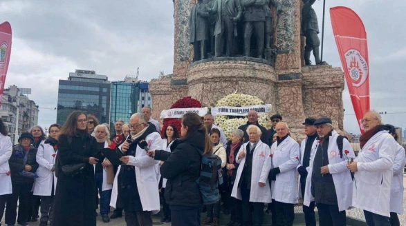 Hekimde hal kalmadı!