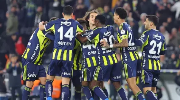 Fenerbahçe, Beşiktaş derbisini kayıpsız geçmek istiyor