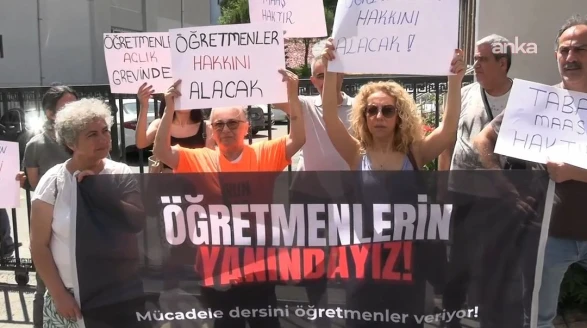 Öğretmenlerin yanındayız