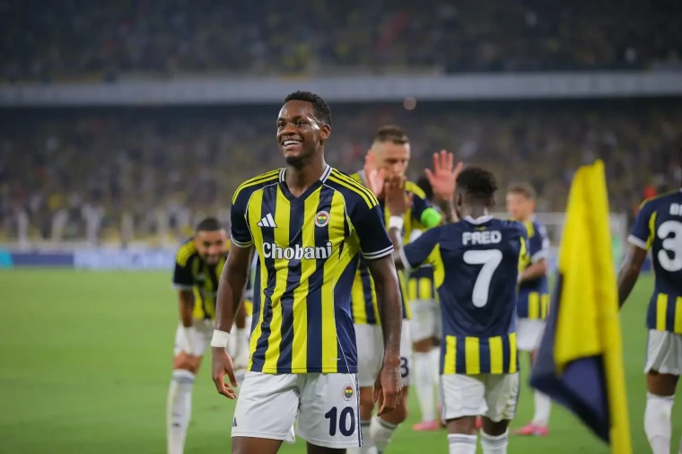 Eski Fenerbahçeli Galatasaray'a imza atacak! Jhon Duran resmen Aslan oluyor 4