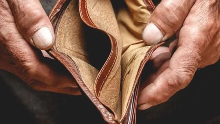 Yama küçük delik büyük!