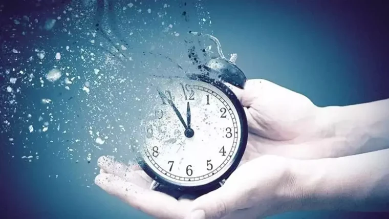 Vakit varken vaktinde...