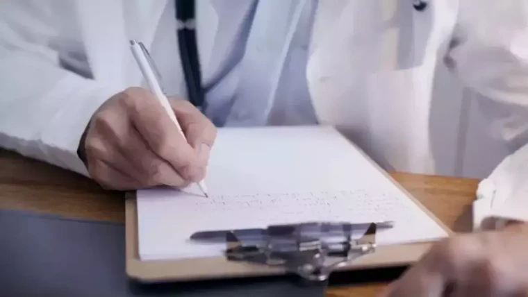 Sağlıkta Influencer  etkisine fren