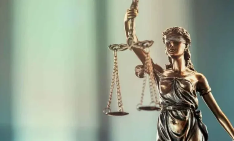 Adalet vicdanda gizlidir!