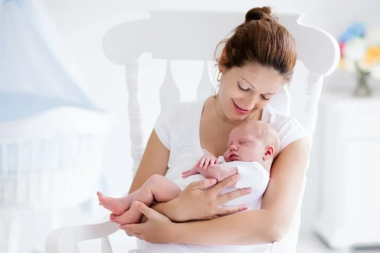 Bebek ruh sağlığını güçlendirmek için ebeveynlere öneriler