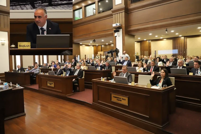 Akgün’ün koltuğuna oturacak kişiyi zor günler bekliyor...