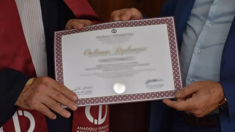 Türkiye'deki sahte diploma krizi ve mimarlık
