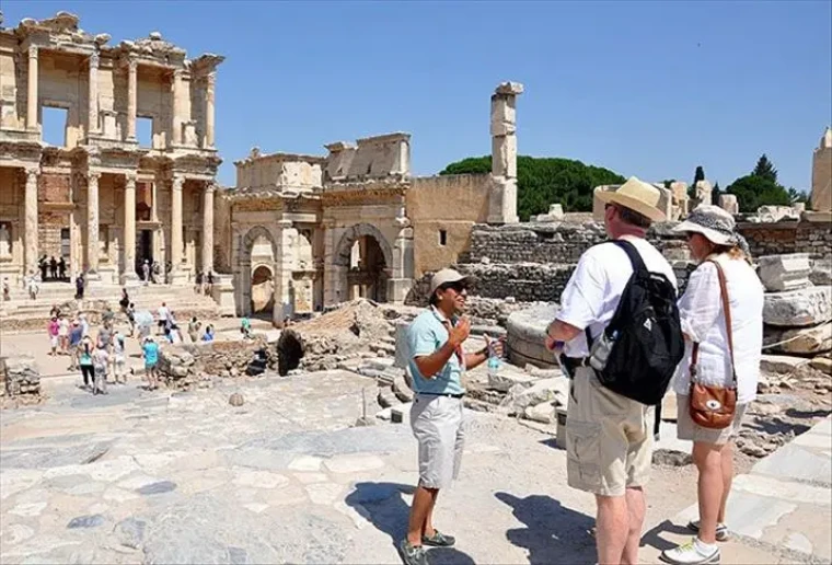 Turizm sektörü zor zamanlar geçiriyor