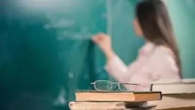 Öğretmenin kimliği ne olmalı?