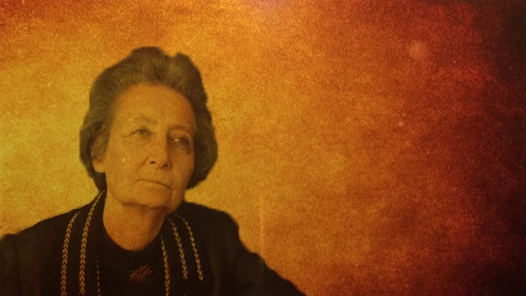 Bir İstanbul hanımefendisi Samiha…