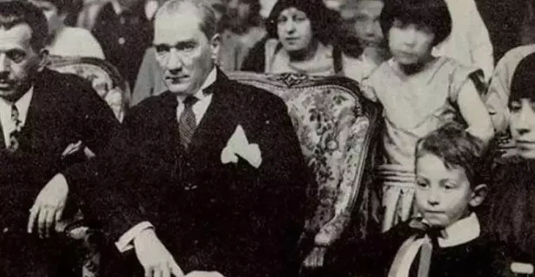 Egemenliğin çocuklara emanet edildiği gün